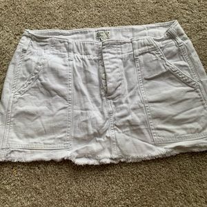 American Eagle Outfitters White mini skirt Size 6